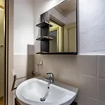 Roommo Beccaria *