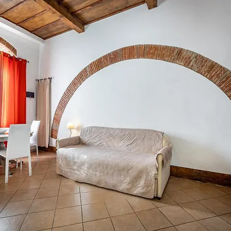 Roommo Beccaria Apartment Florence