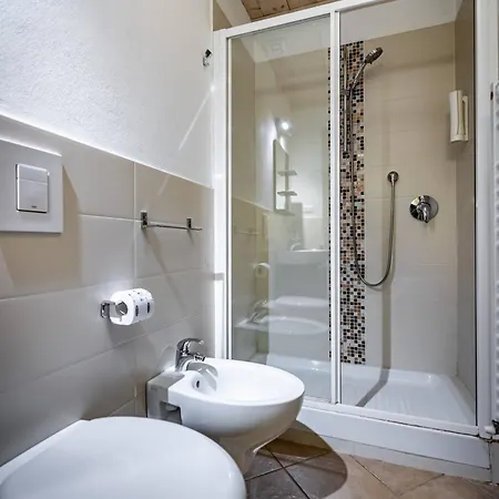 Roommo Beccaria * Florencia