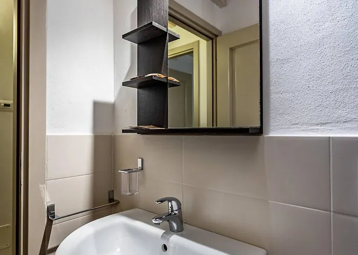 Roommo Beccaria *